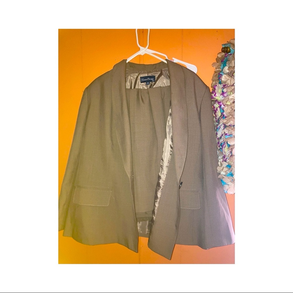 Evan-Picone Suit